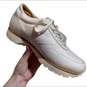 Beyenne White Sneakers Lace Up